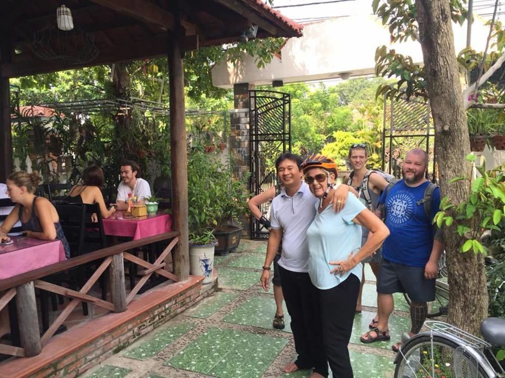 Cheerful Hoi An Hostel Exterior photo